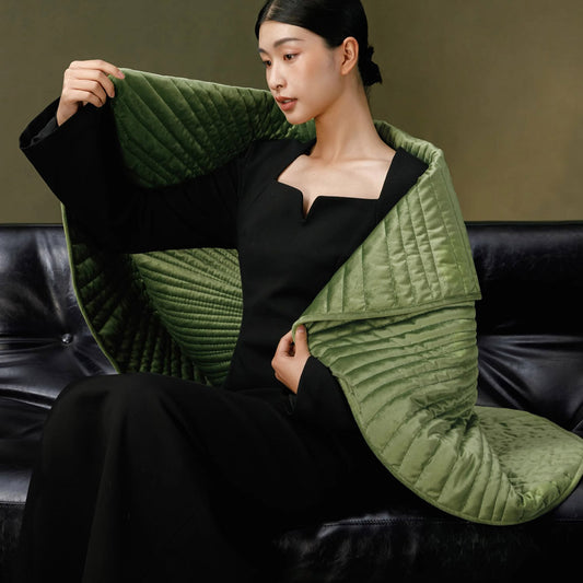 Lotus Leaf Shaped Throw Blanket