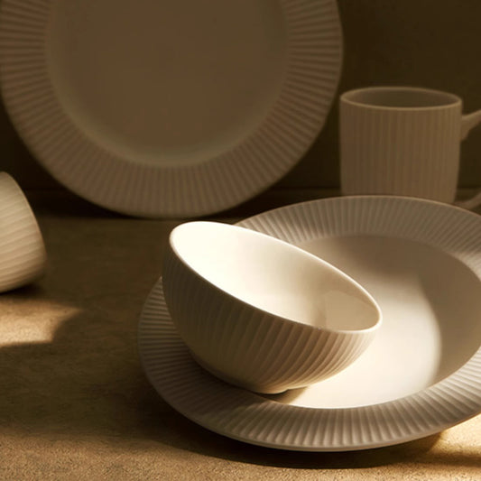 White Porcelain Bowl And Plate Set