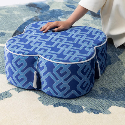 Begonia Pouf Futon