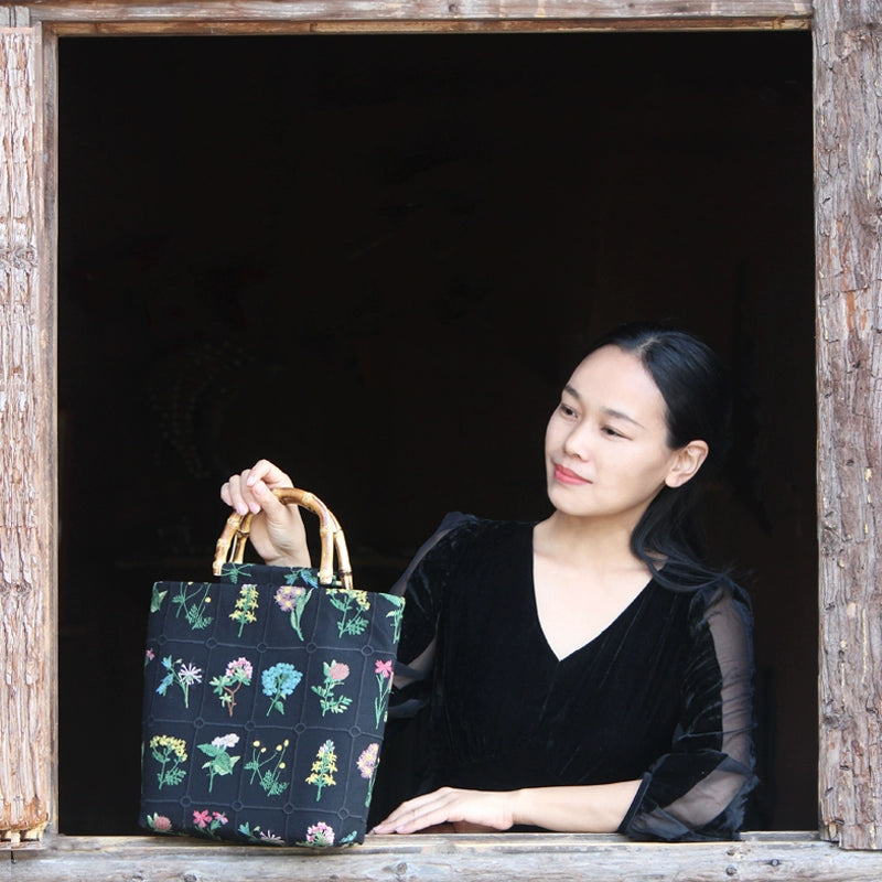 Original Chinese style handmade literary embroidery, black bamboo hand-held bag, large cloth bag, Zen simple and versatile, new