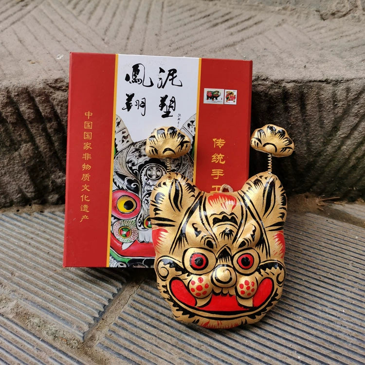 Shaanxi Fengxiang painted clay sculpture big hanging tiger handmade pendant Chinese style gift intangible cultural heritage